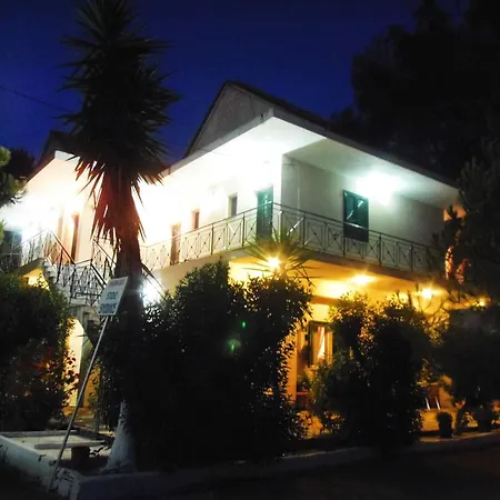 Apartment Synodinos Studios Lixouri