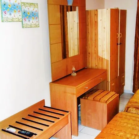 Synodinos * Ликсури